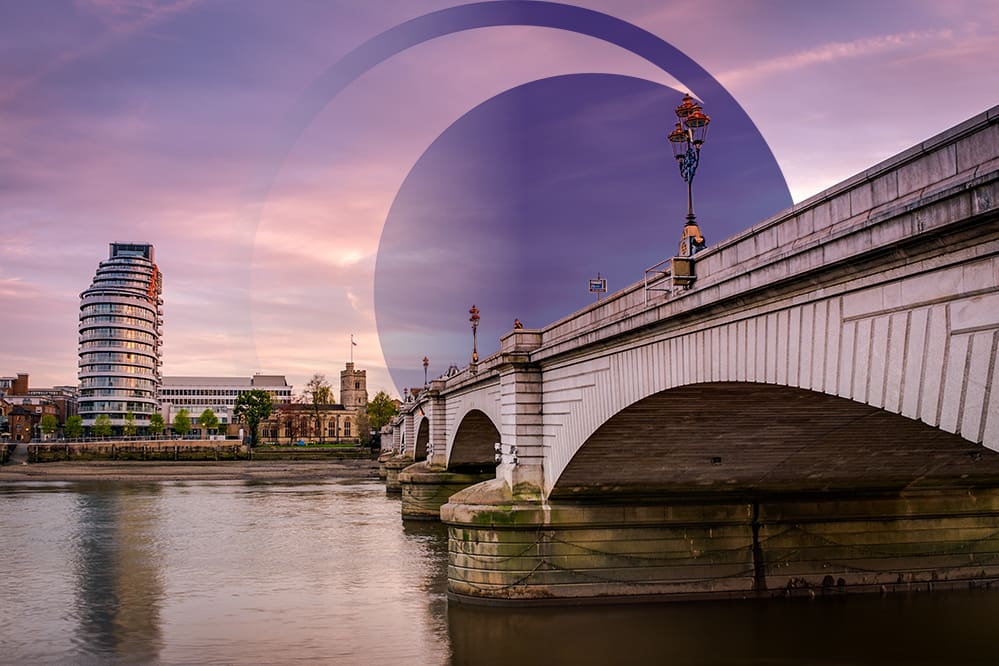 Putney bridge is connecting Fulham to Putney across the river Thames, is the only bridge in britain to have a church at each end (St. Mary's Church, Putney to the south and All Saints Church, Fulham to the north)